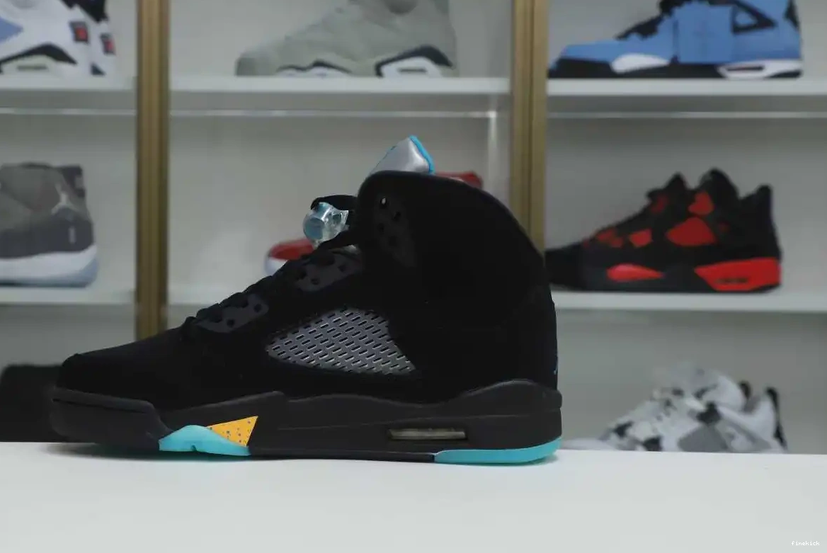 AIR 